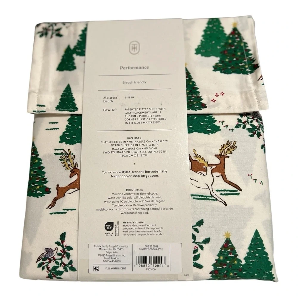 NWT Threshold Festive Christmas Tree and Reindeer Sheet Set Size Full